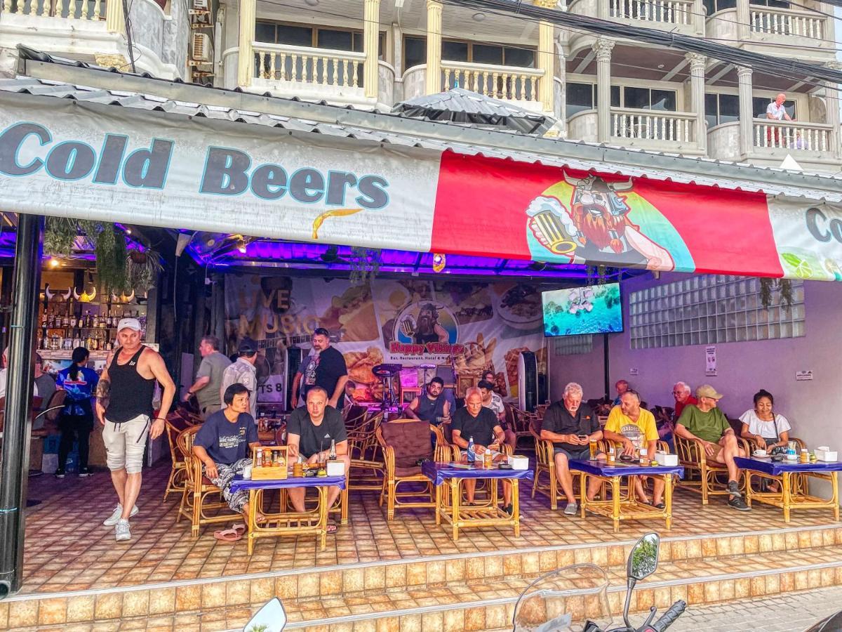 Happy Vikings - Beachfront Jomtien pláž Exteriér fotografie