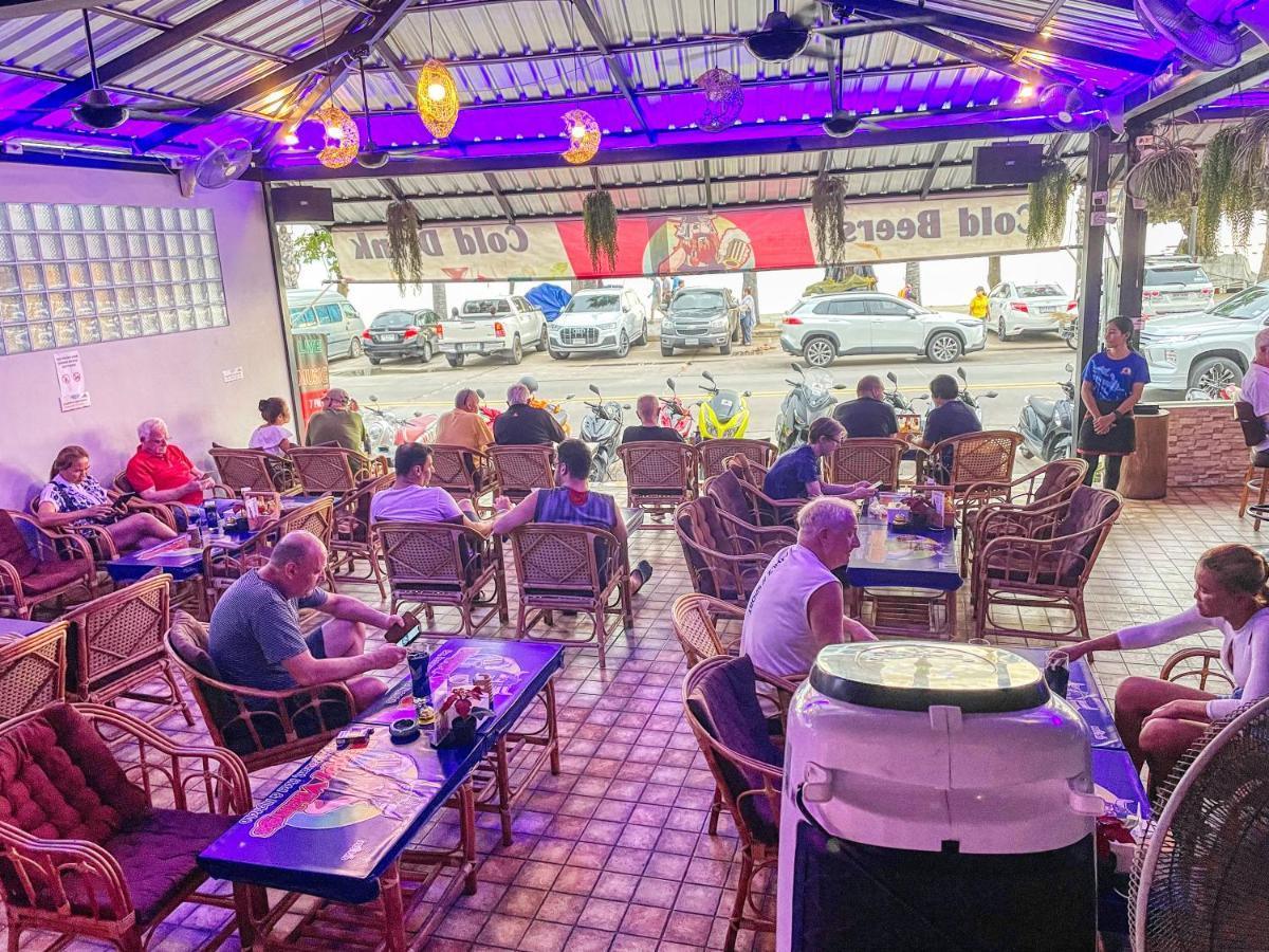 Happy Vikings - Beachfront Jomtien pláž Exteriér fotografie